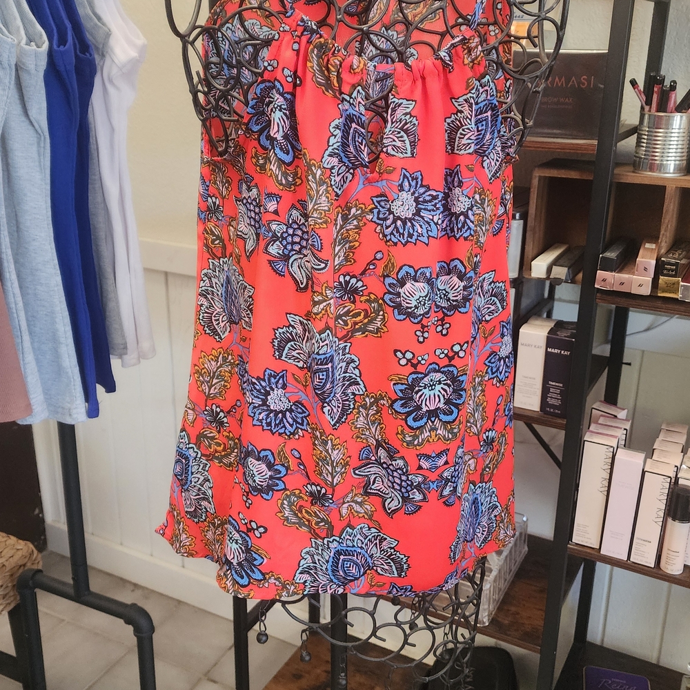 Floral Print Sleeveless Top